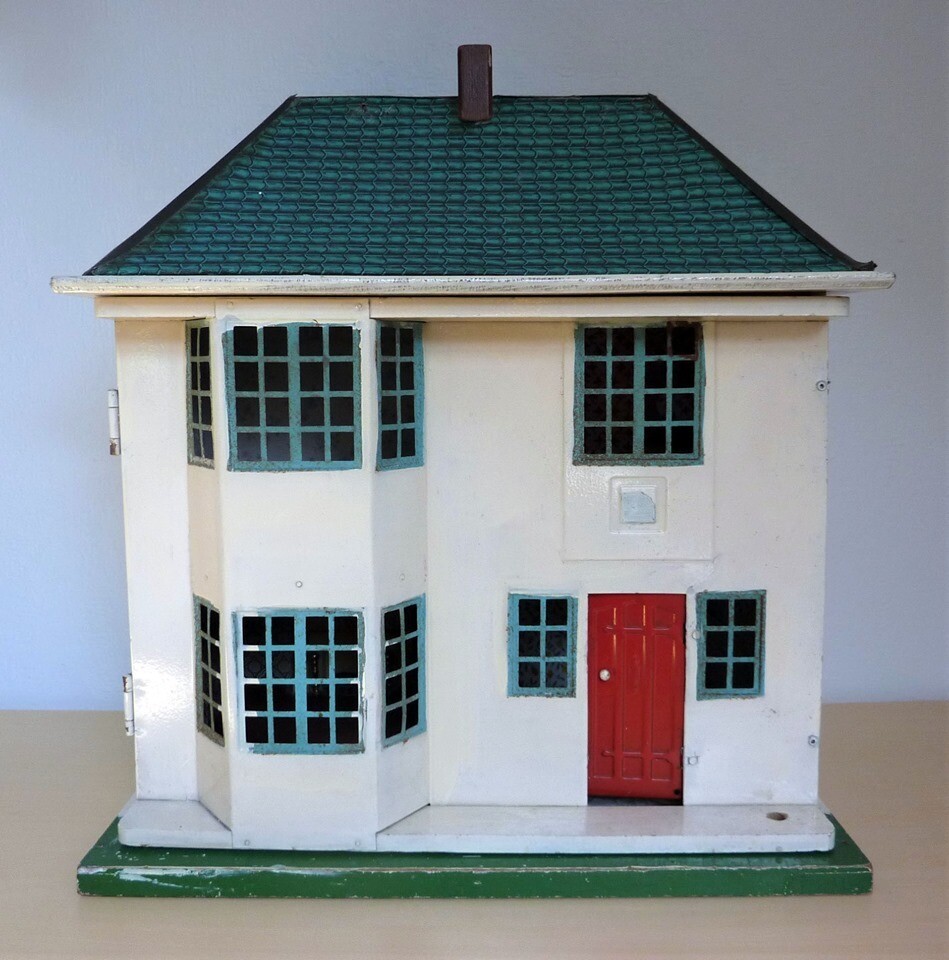triang dolls house no 50